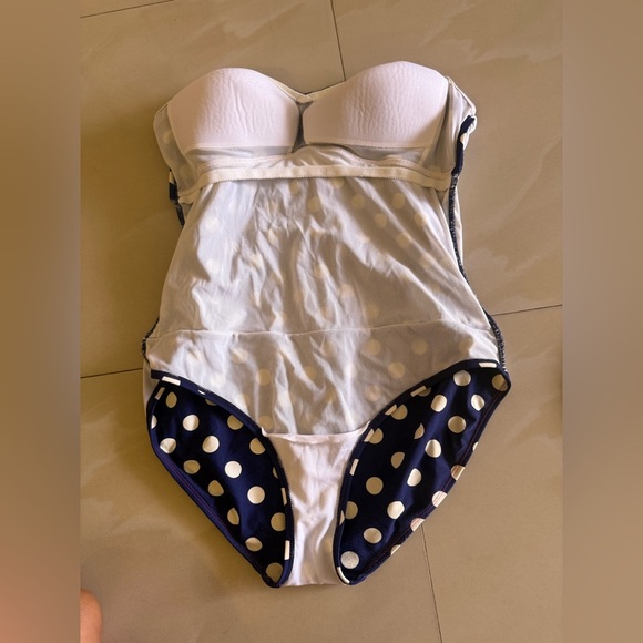 Boden One Piece Swimsuit Bathing Suit Polka Dot Blue White Size 12 Missing Strap - Picture 6 of 16